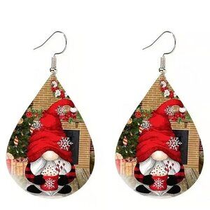 Silver Hook CHRISTMAS GNOME Dangle Earrings